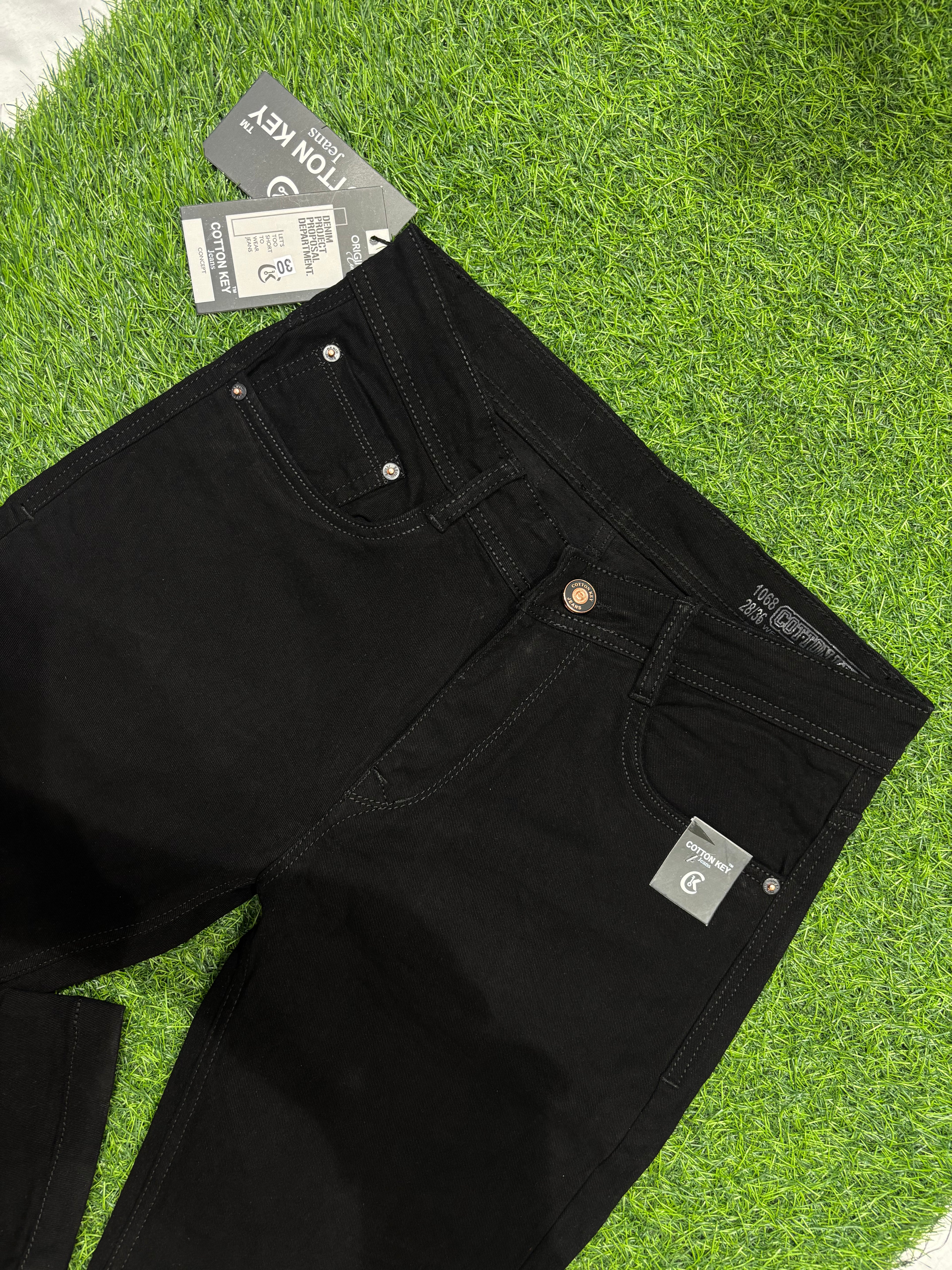 Z BLACK PLAIN JEANS