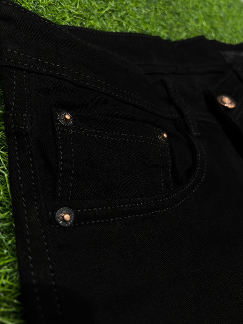 Z BLACK PLAIN JEANS